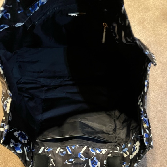 Tory Burch purse - Picture 3 of 3